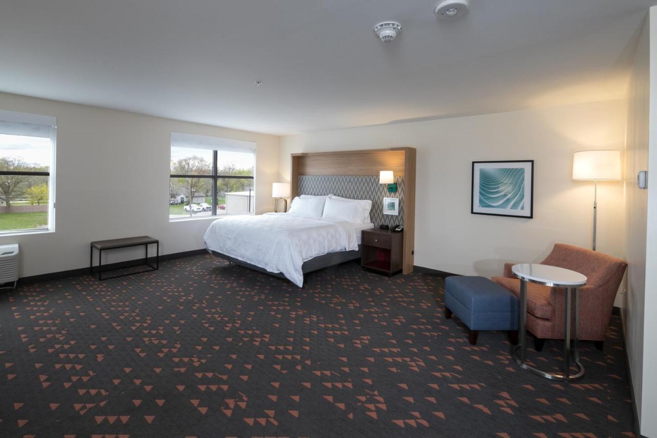Holiday Inn & Suites Detroit - Troy By Ihg Ngoại thất bức ảnh