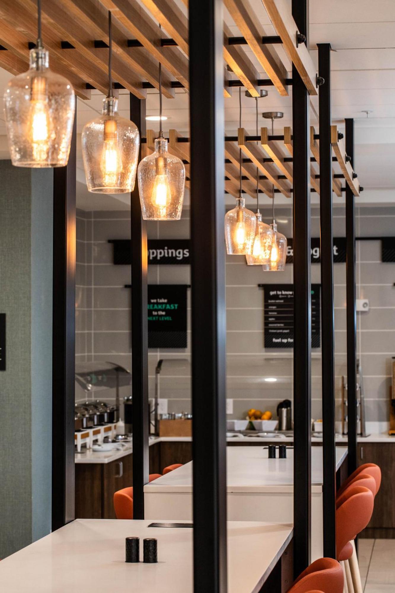 Holiday Inn & Suites Detroit - Troy By Ihg Ngoại thất bức ảnh